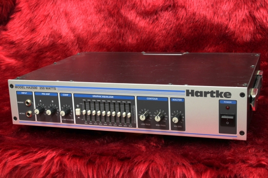Hartke MODEL HA2500 250 WATTS ベースアンプ