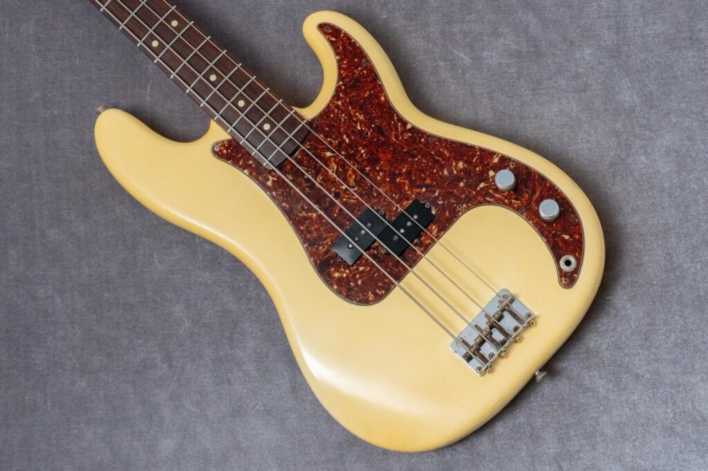 Fender American Vintage 62 Precision Bass